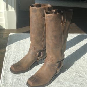 FRYE Tall Harness Boot Tan Size 8.5 (9.5 Women’s)